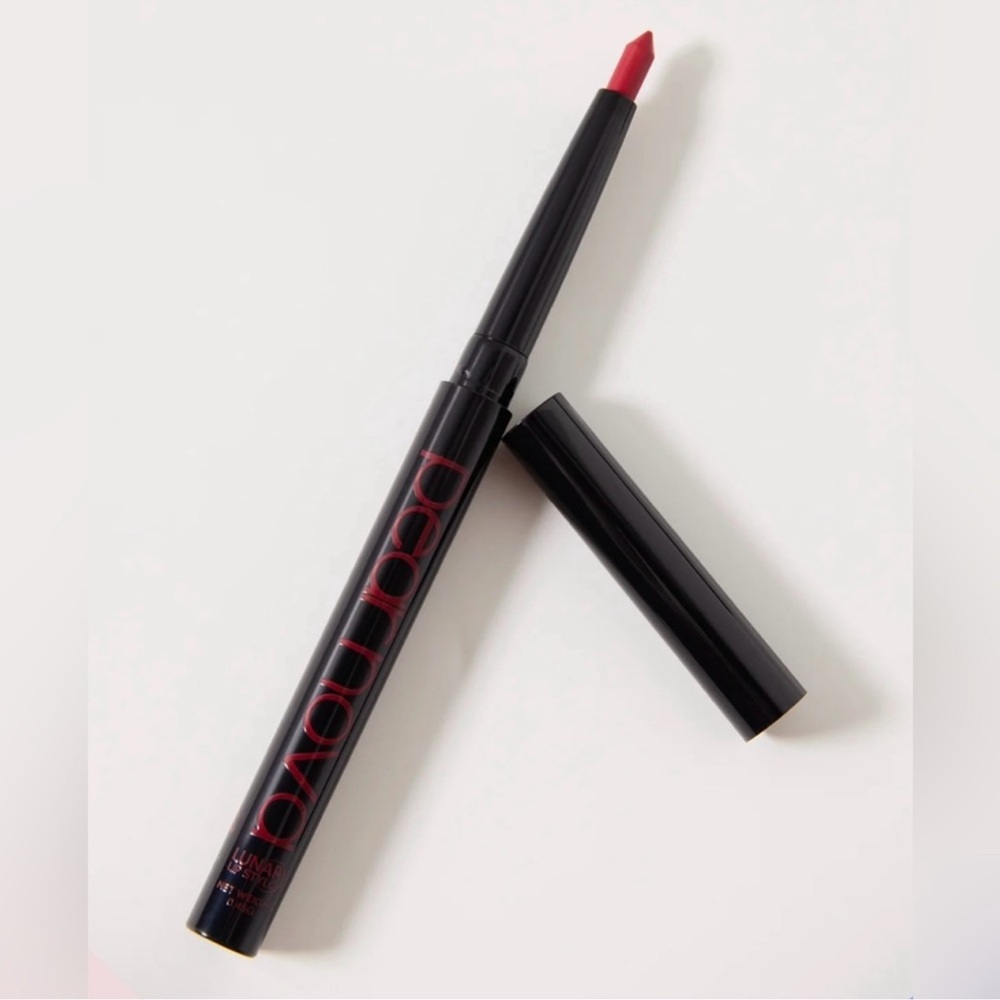 Pear Nova Lunar Lip Stylo - Light-Year